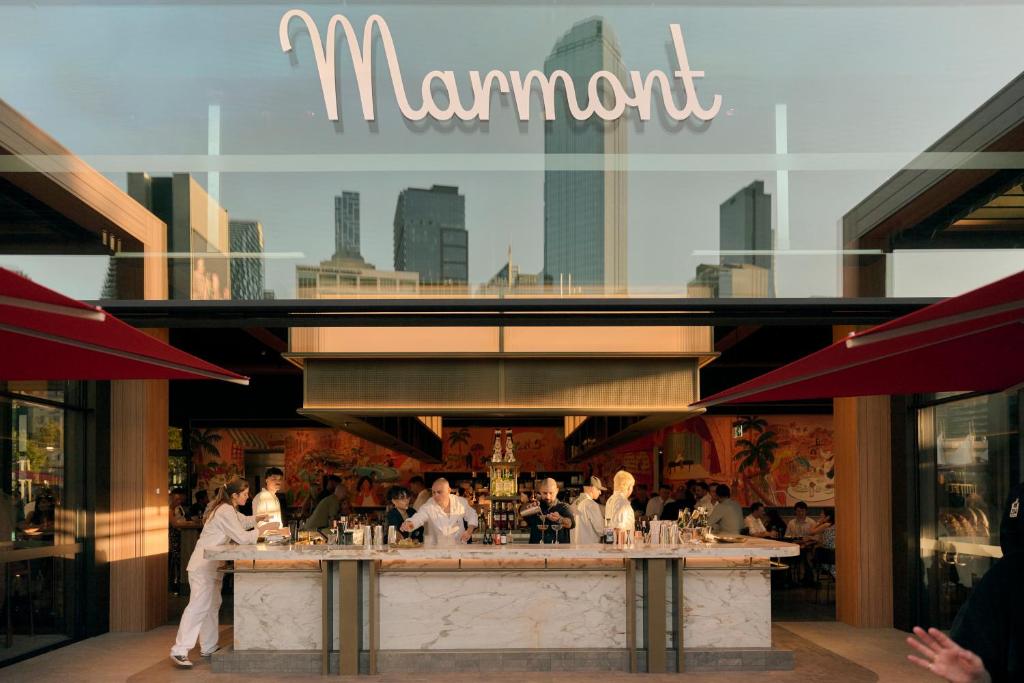Melbourne dining and cocktails